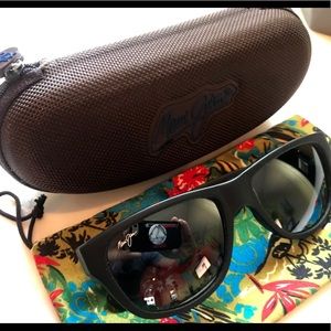 Maui Jim Kahi Matte Black Polarized Sunglasses